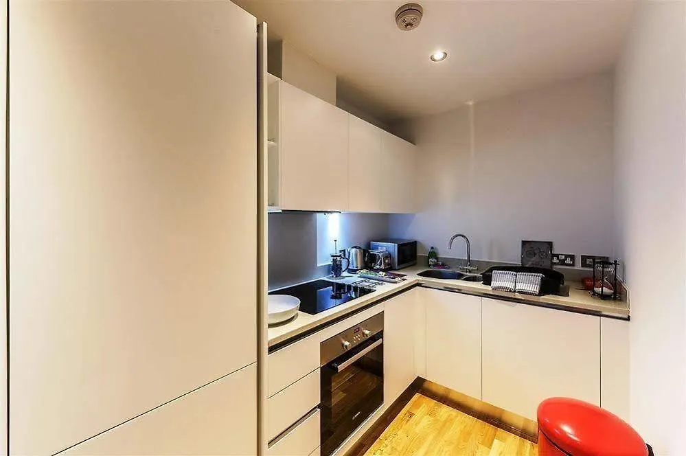 Tooley Street Apartments By Viridian Apartments London