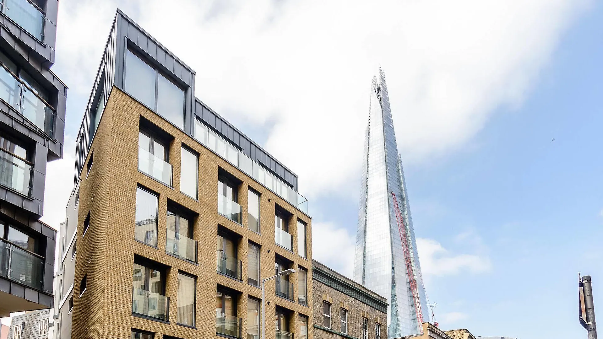 Tooley Street Apartments By Viridian Apartments London