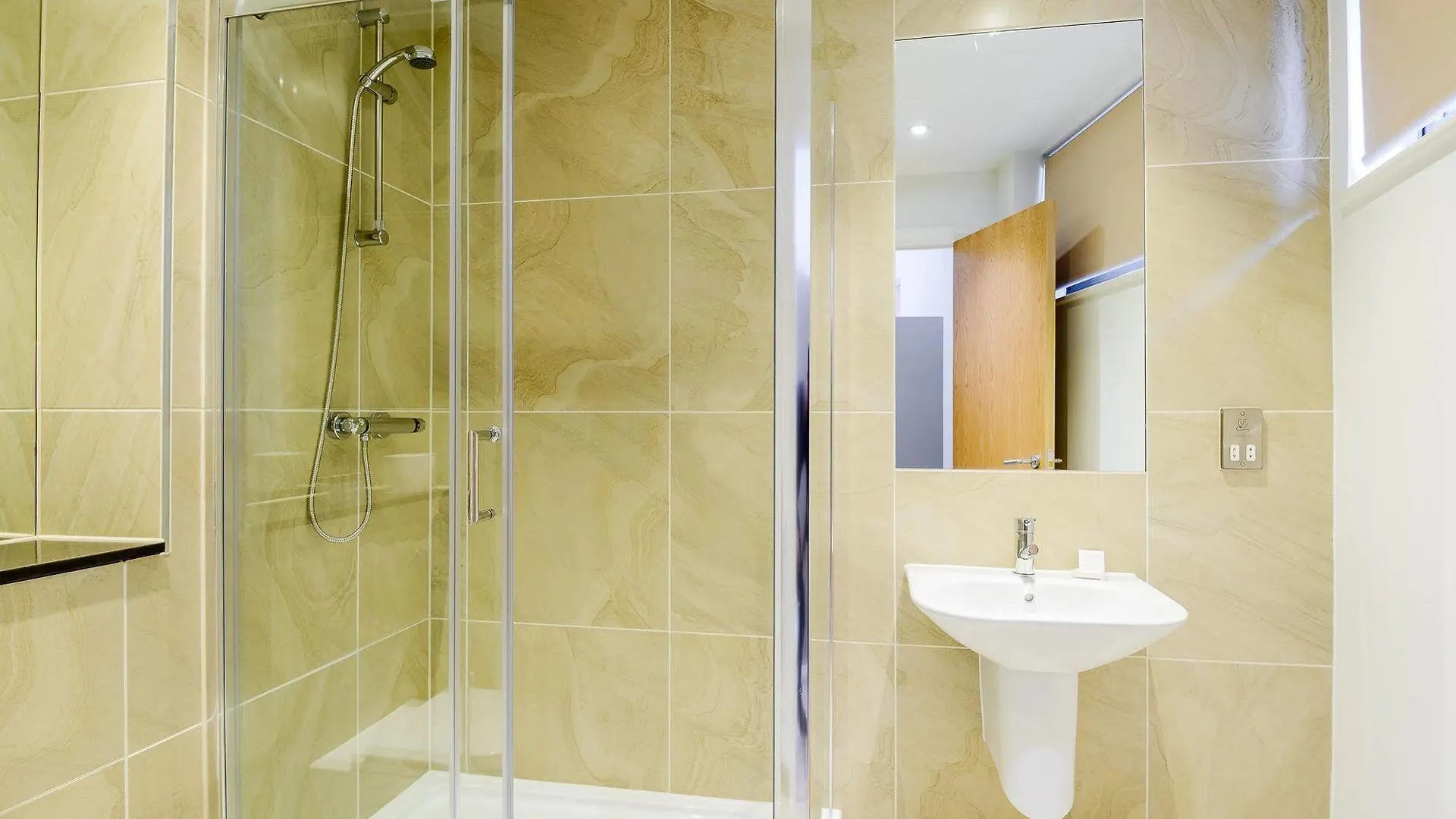 Tooley Street Apartments By Viridian Apartments London Großbritannien